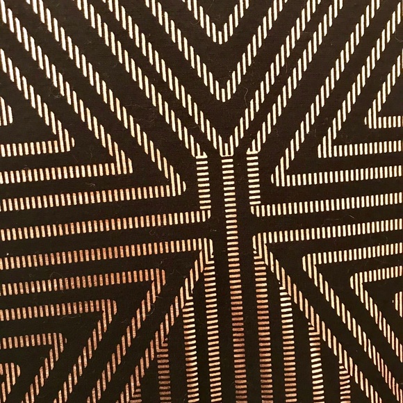 MINKPINK (Size Medium) - Picture 4 of 4